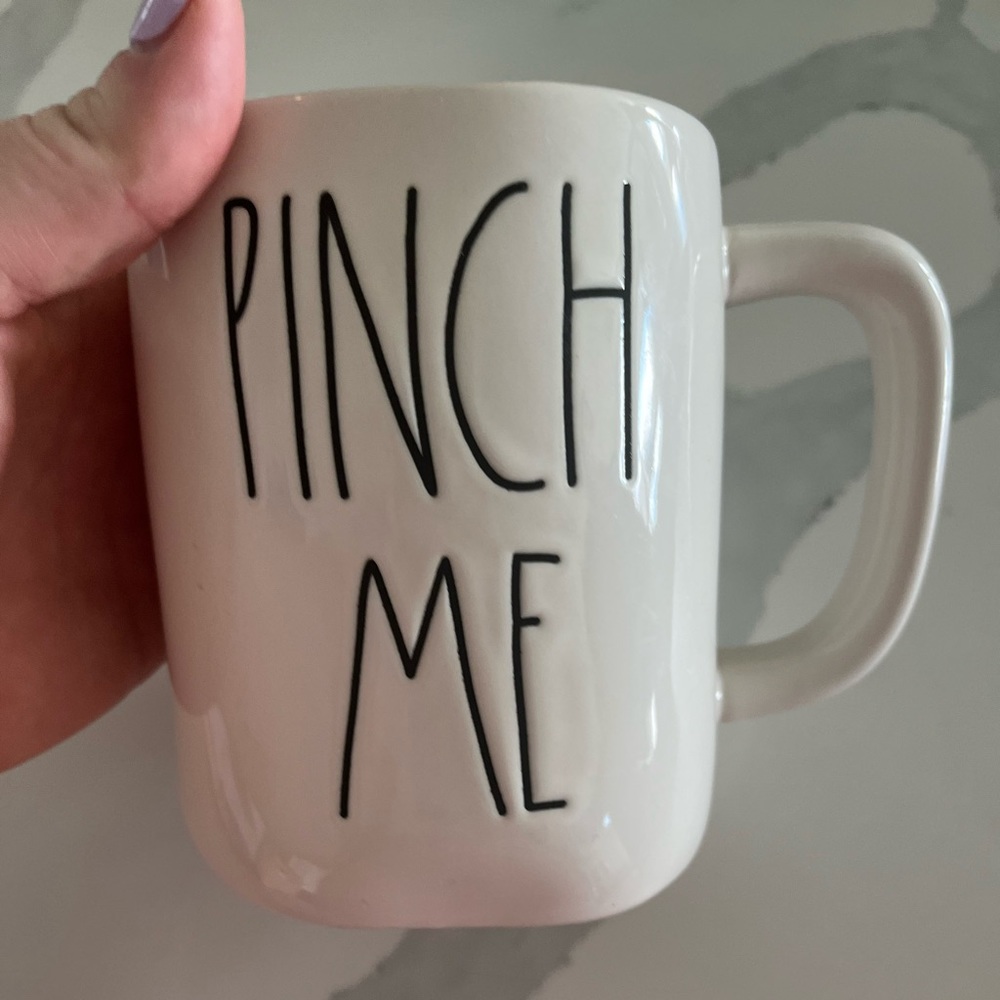Rae Dunn ‘pinch me’ mug